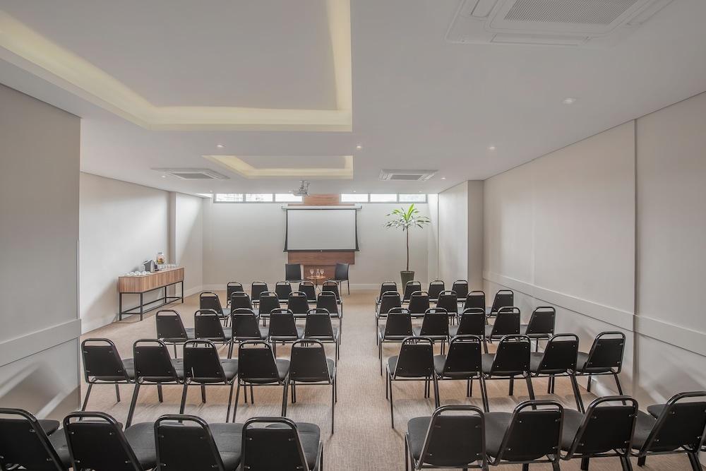 Hotel Mont Blanc Premium Ribeirão Preto Εξωτερικό φωτογραφία Meeting room