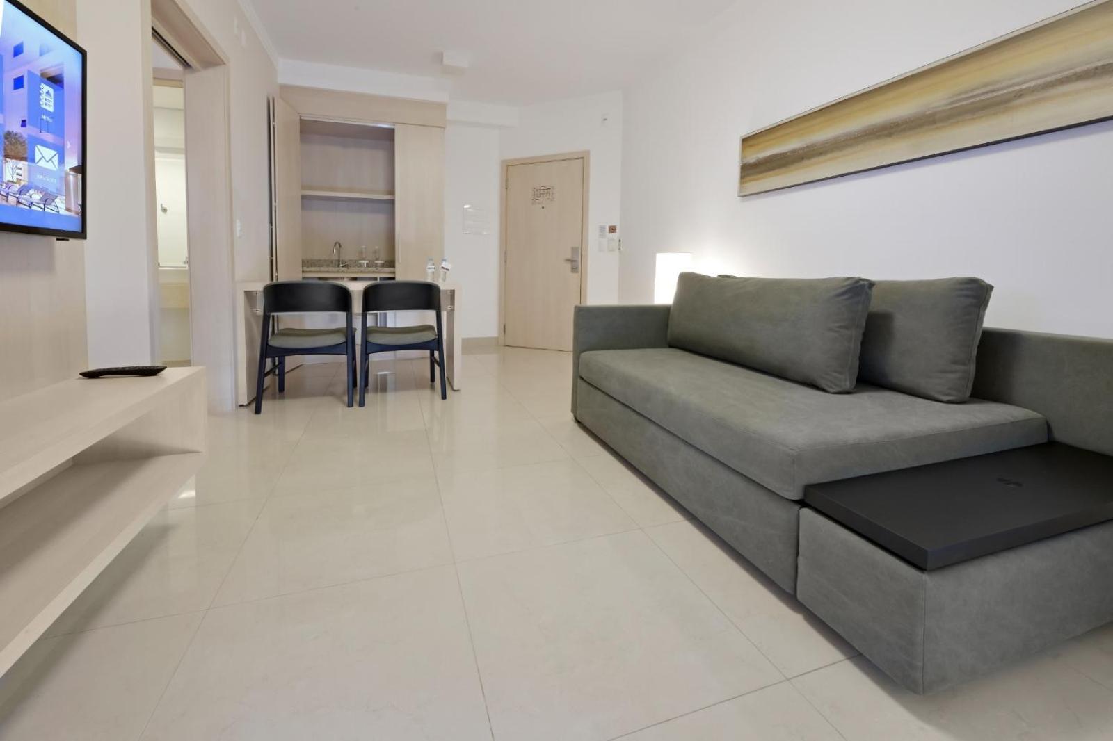 Hotel Mont Blanc Premium Ribeirão Preto Δωμάτιο φωτογραφία A typical apartment at the complex