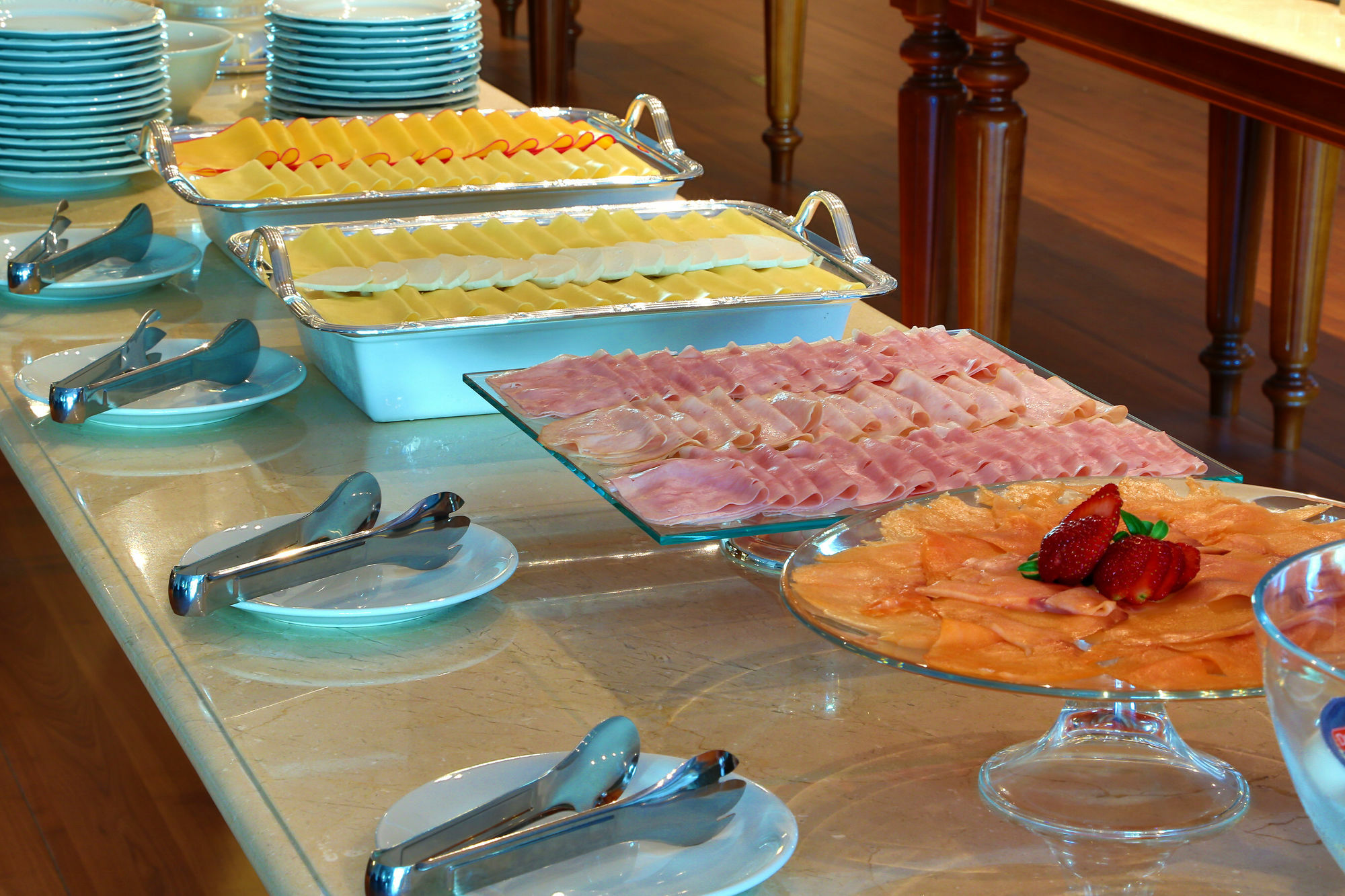 Hotel Mont Blanc Premium Ribeirão Preto Εξωτερικό φωτογραφία A buffet